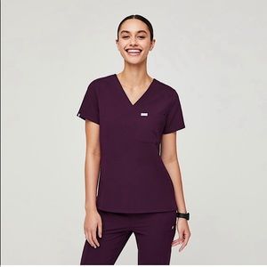 FIGS Deep Purple Catarina One Pocket Top